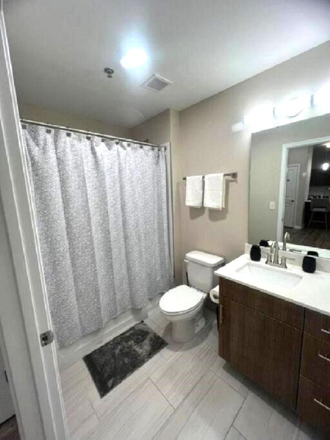 End Of Summer Deals!! Modern 2 Bed 1 Bedroom In Heart Of Midtown Kansas City! Экстерьер фото